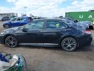 2018 Toyota Camry LE with VIN 4T1B11HK5JU076028, listed as a IAAI auction lot 41989266 with 215,235 mi miles. Bid and sale history available at carsss.com. Image 14.