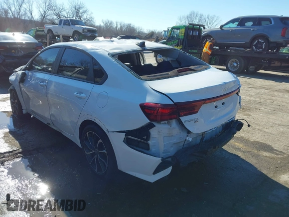 2022 Kia Forte LXS with VIN 3KPF24ADXNE474680, listed as a IAAI auction lot 41406334 with 61,930 mi miles and . Bid and sale history available at DreamBid. Image 17.