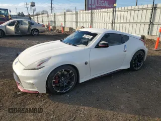 2016 Nissan 370Z z VIN JN1AZ4EH2GM935381, wystawiony jako Copart lot #83220624 z przebiegiem 56 907 mil mil oraz Szkoda całkowita • Salvage title. Historia ofert i sprzedaży dostępna na DreamBid. Obrazek 1.