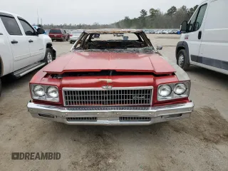 1975 Chevrolet Caprice z VIN 1N47H5J201330, wystawiony jako Copart lot #66966454 z przebiegiem Nie podano mil oraz Szkoda całkowita • Salvage title. Historia ofert i sprzedaży dostępna na DreamBid. Obrazek 5.
