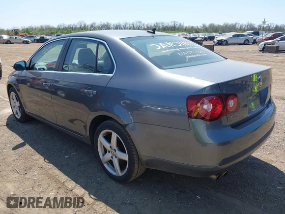 2009 Volkswagen Jetta Sedan SE with VIN 3VWRM71K39M028354, listed as a IAAI auction lot 42025287 with 140,351 mi miles. Bid and sale history available at carsss.com. Image 3.