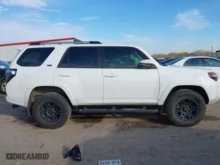 2022 Toyota 4Runner SR5 Premium with VIN JTENU5JR2N5990806, listed as a IAAI auction lot 41012517 with 67,029 mi miles. Bid and sale history available at carsss.com. Image 14.