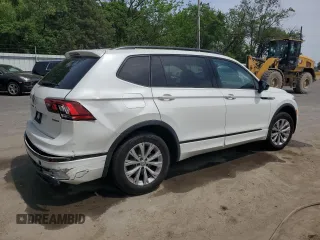 2024 Volkswagen Tiguan SE R-Line Black z VIN 3VV8B7AX7RM117751, wystawiony jako Copart lot #56531675 z przebiegiem 11 964 mil mil oraz Szkoda całkowita • Salvage title. Historia ofert i sprzedaży dostępna na DreamBid. Obrazek 3.