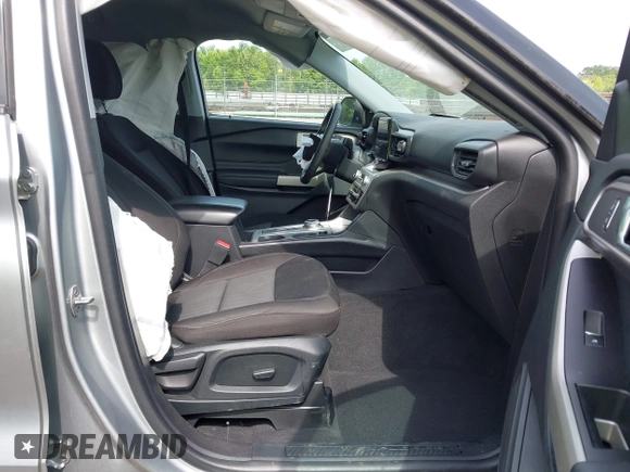 2022 Ford Explorer XLT with VIN 1FMSK7DH1NGB54044, listed as a IAAI auction lot 42502224 with 62,374 mi miles and . Bid and sale history available at DreamBid. Image 5.