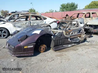 1985 Chevrolet Corvette with VIN 1G1YY0781F5123785, listed as a IAAI auction lot 39925510 with 1 mi miles. Bid and sale history available at carsss.com. Image 2.