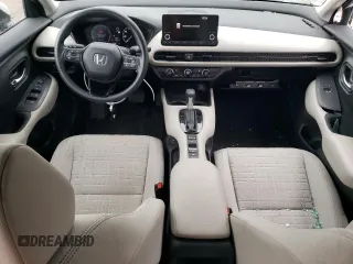2024 Honda HR-V LX with VIN 3CZRZ2H31RM731676, listed as a Copart auction lot 54373325 with 9,848 mi miles and Salvage title. Bid and sale history available at DreamBid. Image 8.