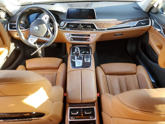 2020 BMW 7 Series 740i xDrive with VIN WBA7T4C04LCD18344, listed as a Copart auction lot 82823384 with 0 mi miles and Salvage Title. Bid and sale history available at carsss.com. Image 8.