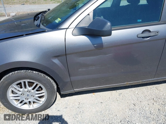 2010 Ford Focus SE with VIN 1FAHP3FN7AW233123, listed as a IAAI auction lot 41892154 with 285,214 mi miles. Bid and sale history available at carsss.com. Image 19.