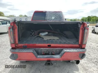 2024 GMC Sierra 2500HD AT4 z VIN 1GT49PEY8RF329909, wystawiony jako Copart lot #53800615 z przebiegiem 12 863 mil mil oraz Szkoda całkowita • Salvage title. Historia ofert i sprzedaży dostępna na DreamBid. Obrazek 6.