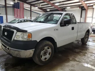 2007 Ford F-150 XL with VIN 1FTRF12287NA84463, listed as a Copart auction lot 53989215 with 158,645 mi miles and Clean Title. Bid and sale history available at carsss.com. Image 1.