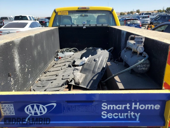 2016 Ford Super Duty F-250 SRW XL with VIN 1FDBF2A69GEB88502, listed as a Copart auction lot 76847054 with 116,388 mi miles and Clean Title. Bid and sale history available at carsss.com. Image 10.