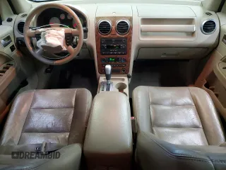 2006 Ford Freestyle Limited with VIN 1FMDK03136GA43291, listed as a Copart auction lot 88061265 with 212,296 mi miles and Salvage Title. Bid and sale history available at carsss.com. Image 8.
