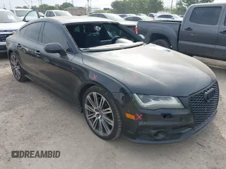 2013 Audi A7 Prestige z VIN WAU2GAFCXDN054133, wystawiony jako IAAI lot #41924265 z przebiegiem 170 498 mil mil oraz . Historia ofert i sprzedaży dostępna na DreamBid. Obrazek 1.