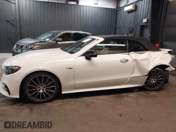 2019 Mercedes-Benz E 53 AMG with VIN WDD1K6BBXKF098282, listed as a IAAI auction lot 41482524 with 29,505 mi miles and . Bid and sale history available at DreamBid. Image 14.