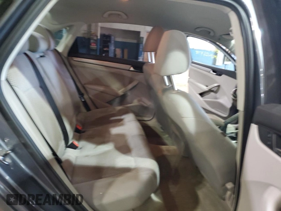 2013 Volkswagen Passat Wolfsburg Edition с VIN 1VWAH7A31DC038918, выставлен на аукционе Copart как лот 61846695 с пробегом 121 448 миль миль и Чистый • Clean title. История ставок и продаж доступна на DreamBid. Изображение 10.