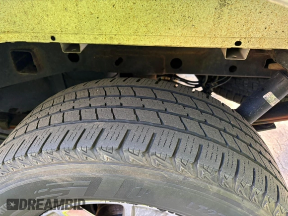 2017 Ford F-150 XL with VIN 1FTFX1EG5HKC27153, listed as a Copart auction lot 62049335 with 160,428 mi miles and Salvage title. Bid and sale history available at DreamBid. Image 6.