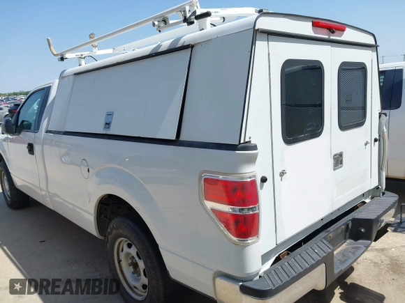 2012 Ford F-150 XL with VIN 1FTMF1CM0CKD38611, listed as a IAAI auction lot 41884475 with 117,524 mi miles. Bid and sale history available at carsss.com. Image 3.
