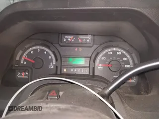 2014 Ford Econoline Cargo Commercial z VIN 1FTNE2EW8EDB01271, wystawiony jako IAAI lot #42211279 z przebiegiem 109 993 mil mil oraz . Historia ofert i sprzedaży dostępna na DreamBid. Obrazek 7.