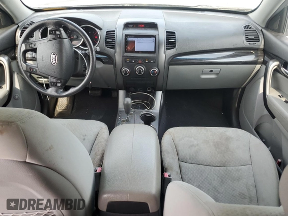 2013 Kia Sorento LX with VIN 5XYKT3A14DG386074, listed as a Copart auction lot 59879935 with 163,427 mi miles and Salvage title. Bid and sale history available at DreamBid. Image 8.