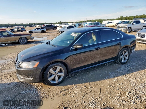 2013 Volkswagen Passat SE z VIN 1VWBH7A36DC072258, wystawiony jako Copart lot #58791285 z przebiegiem 114 018 mil mil oraz Szkoda całkowita • Salvage title. Historia ofert i sprzedaży dostępna na DreamBid. Obrazek 1.