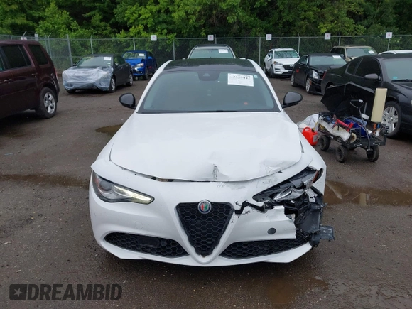 2021 Alfa Romeo Giulia Ti Sport with VIN ZARFAMBN9M7640461, listed as a IAAI auction lot 42329442 with 43,266 mi miles and . Bid and sale history available at DreamBid. Image 12.