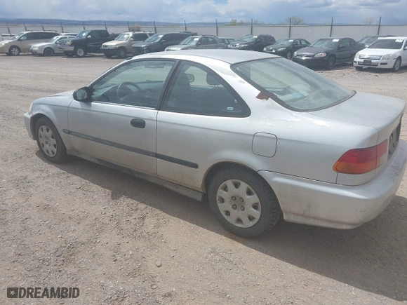 1998 Honda Civic DX with VIN 1HGEJ6229WL131263, listed as a IAAI auction lot 42050060 with 144,337 mi miles. Bid and sale history available at carsss.com. Image 3.