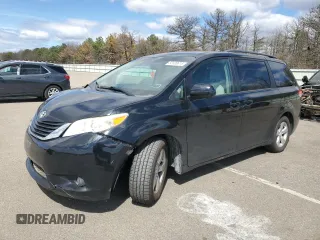 2012 Toyota Sienna LE AAS with VIN 5TDKK3DC0CS204419, listed as a Copart auction lot 52036615 with 204,019 mi miles and Salvage Title. Bid and sale history available at carsss.com. Image 1.