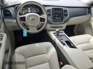 2022 Volvo XC90 Momentum with VIN YV4102PK2N1784672, listed as a Copart auction lot 50940645 with 28,956 mi miles and Salvage Title. Bid and sale history available at carsss.com. Image 8.