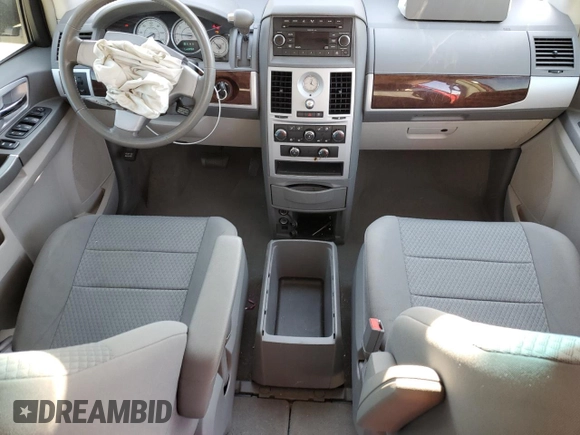 2009 Chrysler Town & Country Touring with VIN 2A8HR54159R673774, listed as a Copart auction lot 49235205 with 90,211 mi miles and Salvage Title. Bid and sale history available at DreamBid. Image 8.