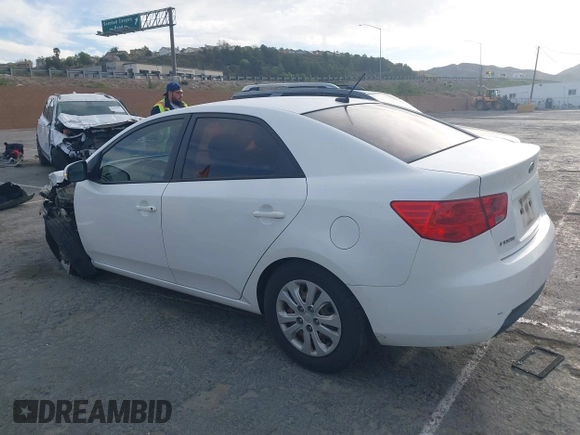 2012 Kia Forte EX with VIN KNAFU4A27C5512722, listed as a IAAI auction lot 41895345 with 184,110 mi miles. Bid and sale history available at carsss.com. Image 3.