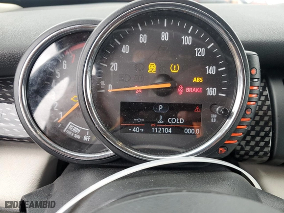 2016 MINI Cooper Hardtop S with VIN WMWXP7C55G3B92633, listed as a Copart auction lot 47946985 with 112,104 mi miles and Salvage Title. Bid and sale history available at carsss.com. Image 9.