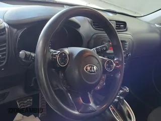 2014 Kia Soul with VIN KNDJN2A20E7073353, listed as a IAAI auction lot 42239175 with 177,814 mi miles and . Bid and sale history available at DreamBid. Image 4.