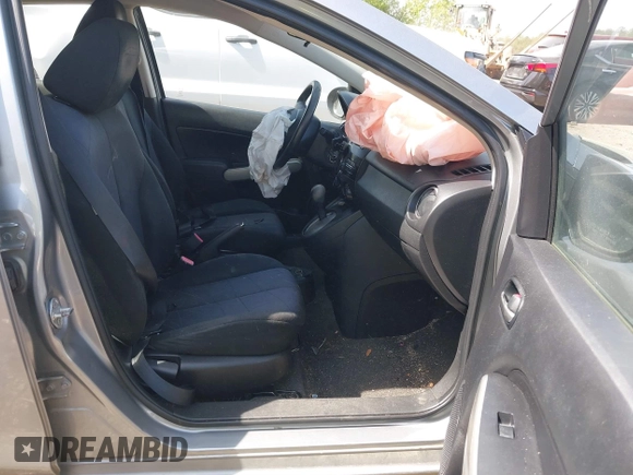 2013 Mazda 2 Sport with VIN JM1DE1KY8D0154960, listed as a IAAI auction lot 41903672 with 222,844 mi miles and . Bid and sale history available at DreamBid. Image 5.