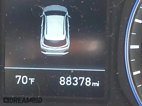 2018 Hyundai Kona SE with VIN KM8K12AA1JU067835, listed as a IAAI auction lot 41403740 with 88,378 mi miles and . Bid and sale history available at DreamBid. Image 16.
