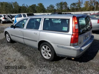 2004 Volvo V70 with VIN YV1SW59V542426810, listed as a Copart auction lot 74521824 with 156,728 mi miles and Salvage Title. Bid and sale history available at carsss.com. Image 2.