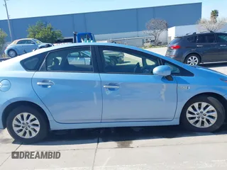 2014 Toyota Prius с VIN JTDKN3DPXE3059226, выставлен на аукционе IAAI как лот 41767037 с пробегом 95 320 миль миль и . История ставок и продаж доступна на DreamBid. Изображение 13.