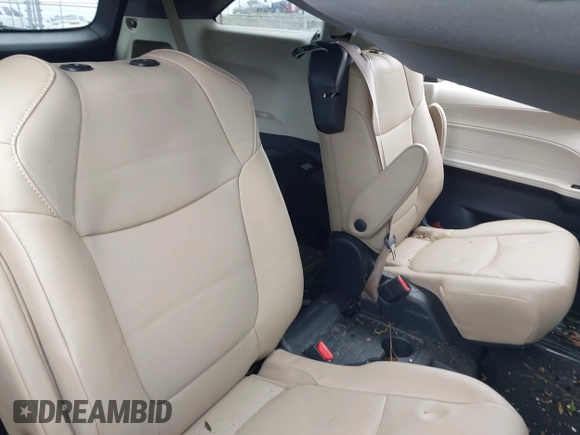 2023 Toyota Sienna XLE с VIN 5TDYRKECXPS153791, выставлен на аукционе IAAI как лот 41971776 с пробегом 27 629 миль миль и . История ставок и продаж доступна на DreamBid. Изображение 8.