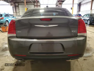 2015 Chrysler 300 Limited with VIN 2C3CCARG3FH803582, listed as a Copart auction lot 87930905 with 58,750 mi miles and Salvage Title. Bid and sale history available at carsss.com. Image 6.