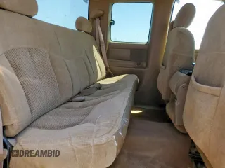 2000 Chevrolet Silverado 1500 LS with VIN 2GCEC19V5Y1239674, listed as a Copart auction lot 53077305 with 229,206 mi miles and Salvage Title. Bid and sale history available at carsss.com. Image 10.