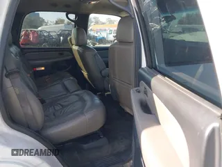 2002 Chevrolet Tahoe LS z VIN 1GNEC13TX2R240719, wystawiony jako IAAI lot #41616356 z przebiegiem 235 081 mil mil oraz . Historia ofert i sprzedaży dostępna na DreamBid. Obrazek 8.