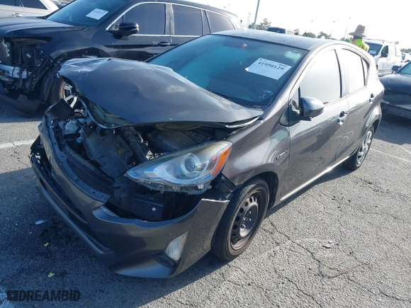 2015 Toyota Prius c One with VIN JTDKDTB33F1585004, listed as a IAAI auction lot 41950129 with 209,233 mi miles. Bid and sale history available at carsss.com. Image 17.