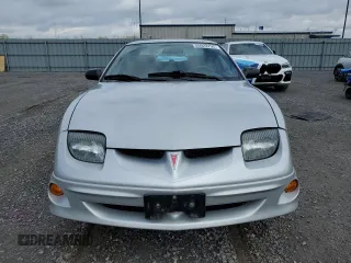 2002 Pontiac Sunfire SE z VIN 1G2JB124927312790, wystawiony jako Copart lot #55923795 z przebiegiem 106 983 mil mil oraz Tytuł czysty. Historia ofert i sprzedaży dostępna na DreamBid. Obrazek 5.