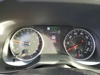 2022 Toyota RAV4 XLE with VIN JTMW1RFV6ND093623, listed as a Copart auction lot 43288075 with 11,301 mi miles and Salvage Title. Bid and sale history available at carsss.com. Image 9.