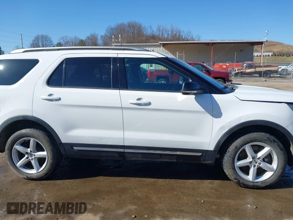 2016 Ford Explorer XLT with VIN 1FM5K8DH7GGB84932, listed as a IAAI auction lot 41748978 with 147,608 mi miles and . Bid and sale history available at carsss.com. Image 13.