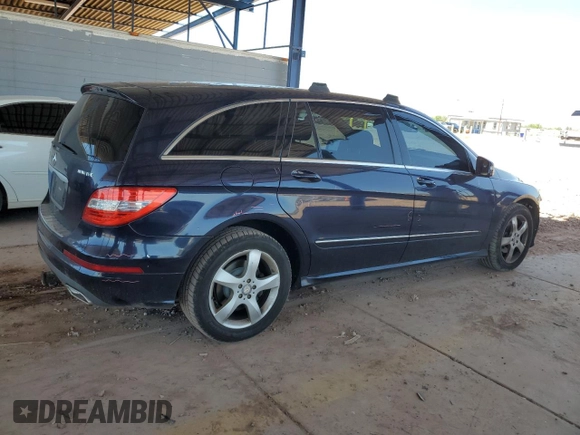 2011 Mercedes-Benz R 350 with VIN 4JGCB2FE4BA134590, listed as a Copart auction lot 61675805 with 263,118 mi miles and Salvage title. Bid and sale history available at DreamBid. Image 3.