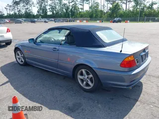 2003 BMW 3 Series 325Ci with VIN WBABS33423PG89117, listed as a IAAI auction lot 42318414 with 143,960 mi miles and . Bid and sale history available at DreamBid. Image 3.