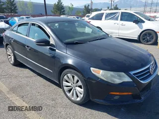 2010 Volkswagen CC Sport with VIN WVWML7AN2AE506025, listed as a IAAI auction lot 41885968 with 149,310 mi miles. Bid and sale history available at carsss.com. Image 1.