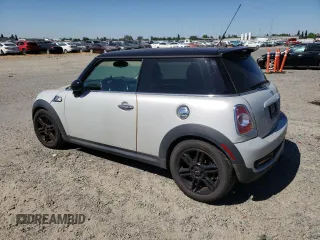 2013 MINI Hardtop S with VIN WMWSV3C50DT477287, listed as a Copart auction lot 56998445 with 238,282 mi miles and Clean Title. Bid and sale history available at DreamBid. Image 2.
