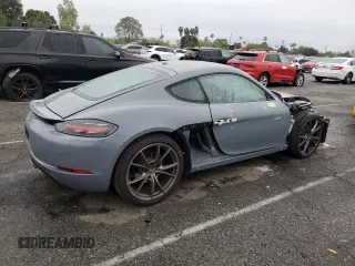 2024 Porsche 718 Cayman z VIN WP0AA2A88RK255448, wystawiony jako Copart lot #49847655 z przebiegiem 16 047 mil mil oraz Szkody całkowita. Historia ofert i sprzedaży dostępna na DreamBid. Obrazek 3.