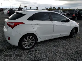 2013 Hyundai Elantra GT with VIN KMHD35LE1DU043320, listed as a Copart auction lot 74355754 with 133,897 mi miles and Salvage Title. Bid and sale history available at carsss.com. Image 3.